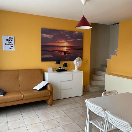 Gezellig Appartement In Oostende Ostend Exterior photo